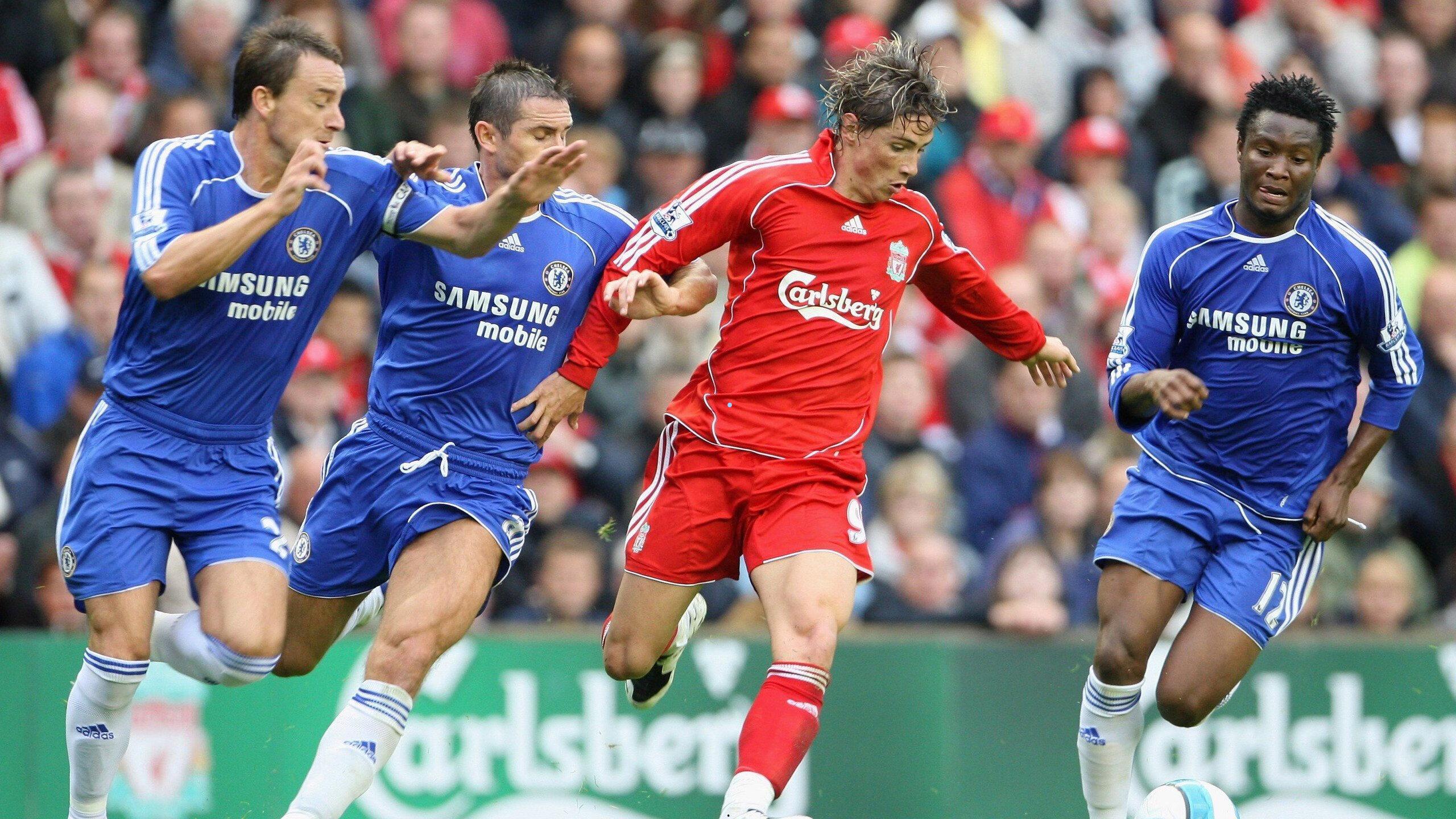 爱游戏_曼联中场核心布鲁诺·费尔南德斯重伤休战一月，电讯报曝球队紧急布局应对危机